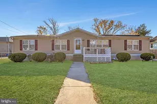 26 E Griffith St, Penns Grove, NJ 08069 - Photo 1