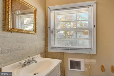 26 E Griffith Street, Penns Grove, NJ 08069 - Photo 15