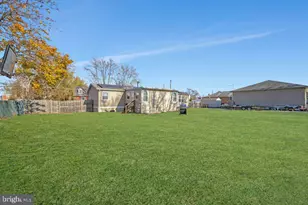 26 E Griffith St, Penns Grove, NJ 08069 - Photo 23