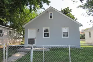 19 Willis Ave, Penns Grove, NJ 08069 - Photo 1