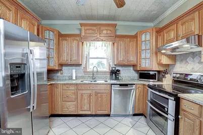 110 N River Drive, Pennsville Township, NJ 08070 - Photo 7