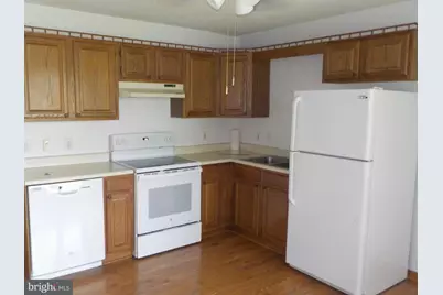 56 E Canal Street #APT. B, Alloway, NJ 08079 - Photo 9