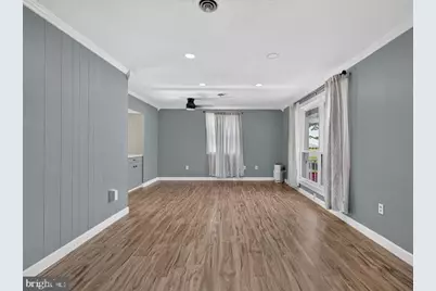 318 S Johnson Street, Carneys Point, NJ 08069 - Photo 5