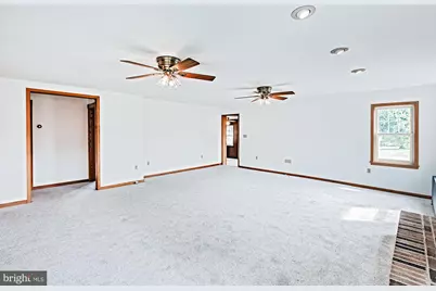 921 Main St Canton, Salem, NJ 08079 - Photo 5