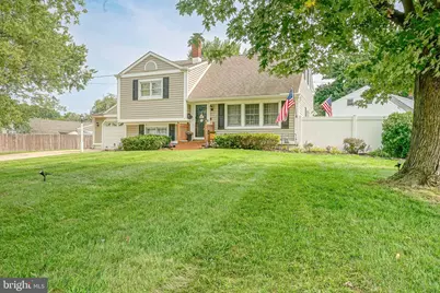 8 Paterson Avenue, Pennsville, NJ 08070 - Photo 1