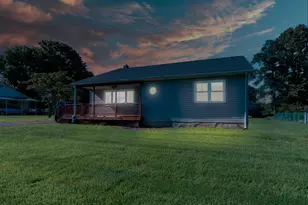 51 Quaker Rd, Pennsville, NJ 08070 - Photo 1