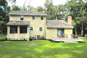 11 Hanthorne Dr, Pittsgrove, NJ 08318 - Photo 5