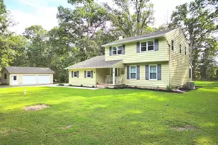11 Hanthorne Dr, Pittsgrove, NJ 08318 - Photo 1