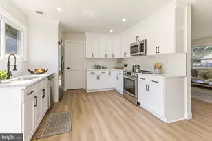 101 Primrose Ln, Carneys Point, NJ 08069 - Photo 7