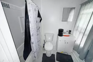 200 S Broad St, Penns Grove, NJ 08069 - Photo 17