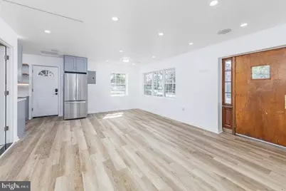 75 W Main Street, Penns Grove, NJ 08069 - Photo 5