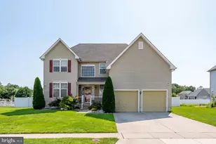 30 Granite Ln, Carneys Point, NJ 08069 - Photo 1