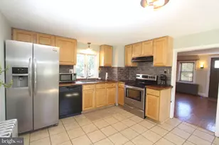 34 Elm St, Woodstown, NJ 08098 - Photo 3