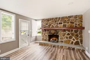 318 S Main St, Elmer, NJ 08318 - Photo 9