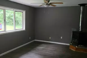 648 Penns Grove Auburn, Carneys Point, NJ 08069 - Photo 11