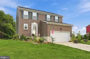 3 Lake Circle Circle, Carneys Point, NJ 08069 - Photo 3