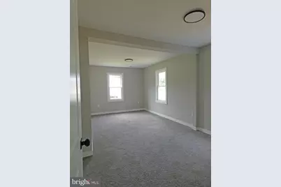 105 E Del A Vue Avenue, Carneys Point, NJ 08069 - Photo 47