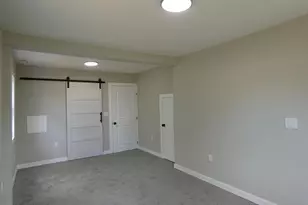 105 E Del-A-Vue Ave, Carneys Point, NJ 08069 - Photo 25