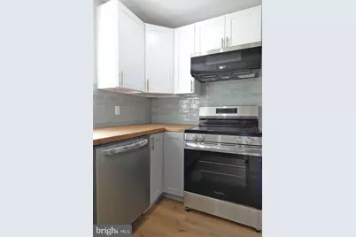105 E Del A Vue Avenue, Carneys Point, NJ 08069 - Photo 23