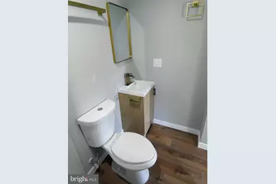 105 E Del A Vue Avenue, Carneys Point, NJ 08069 - Photo 31