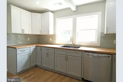 105 E Del A Vue Avenue, Carneys Point, NJ 08069 - Photo 19