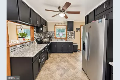 312 Highland Avenue, Carneys Point, NJ 08069 - Photo 9