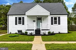 266 Dixie Dr, Carneys Point, NJ 08069 - Photo 1
