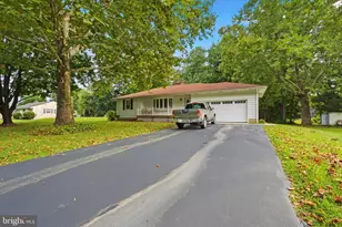 15 Tufts Rd, Pennsville, NJ 08070 - Photo 1
