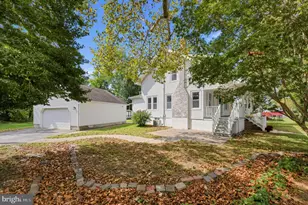 20 Spring St, Carneys Point, NJ 08069 - Photo 29