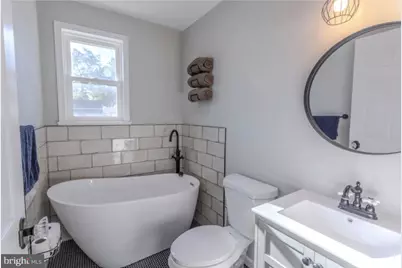 274 N Broadway, Pennsville Township, NJ 08070 - Photo 9