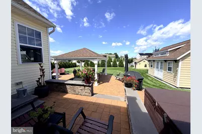 38 Granite Lane, Carneys Point, NJ 08069 - Photo 3