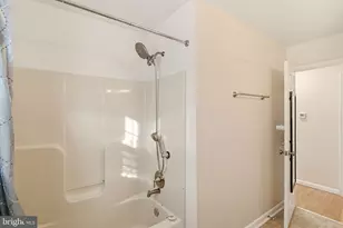 9 S Norman Ave, Penns Grove, NJ 08069 - Photo 17