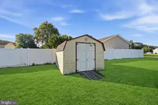 9 S Norman Ave, Penns Grove, NJ 08069 - Photo 21