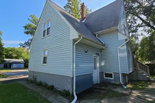 85 Locust Ave, Pennsville Township, NJ 08070 - Photo 13
