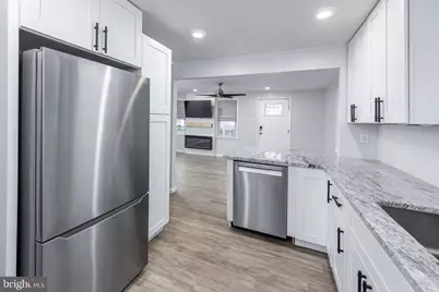 412 Manor Avenue, Carneys Point, NJ 08069 - Photo 9