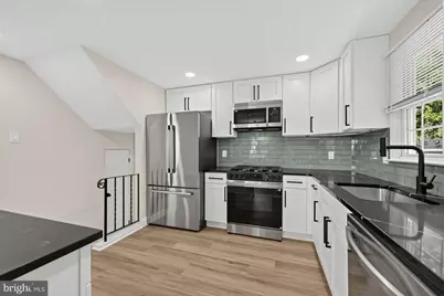 362 Erie Avenue, Carneys Point, NJ 08069 - Photo 17