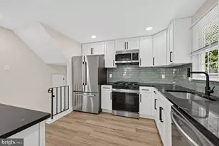 362 Erie Ave, Carneys Point, NJ 08069 - Photo 17