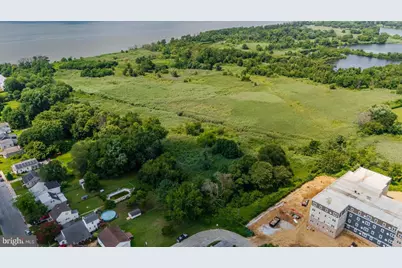 81 Seventh Avenue, Carneys Point, NJ 08069 - Photo 3