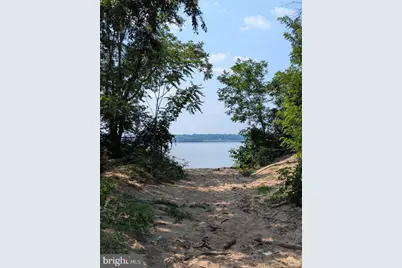 81 Seventh Avenue, Carneys Point, NJ 08069 - Photo 23