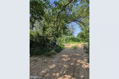 81 Seventh Avenue, Carneys Point, NJ 08069 - Photo 21