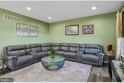 30 Granite Lane, Carneys Point, NJ 08069 - Photo 9