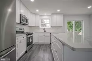 9 Goose Ln, Pennsville Township, NJ 08070 - Photo 11
