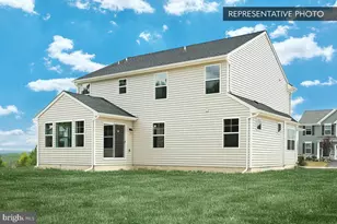 Emily Plan At Hampton Heights, East Berlin, PA 17316 - Photo 3