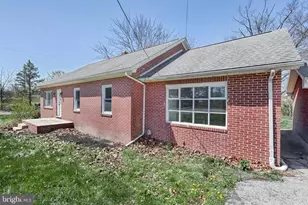 35 Herrs Ridge Rd, Gettysburg, PA 17325 - Photo 3