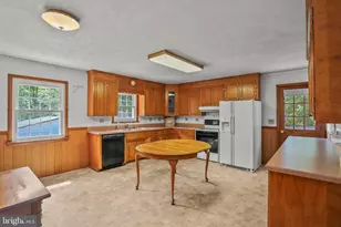 523 Berlin Rd, New Oxford, PA 17350 - Photo 7