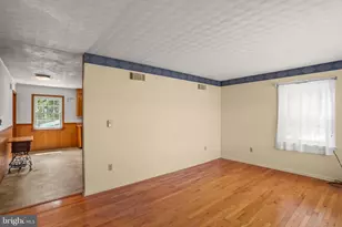 523 Berlin Rd, New Oxford, PA 17350 - Photo 5