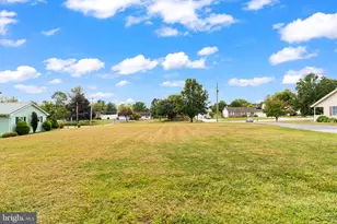 226 E King St, East Berlin, PA 17316 - Photo 17