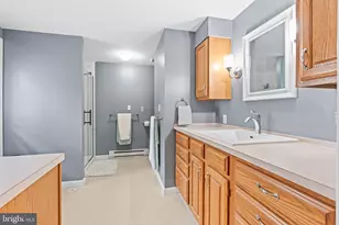 226 E King St, East Berlin, PA 17316 - Photo 13