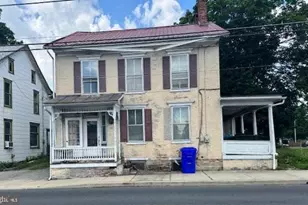 16 W Main St, Arendtsville, PA 17303 - Photo 1