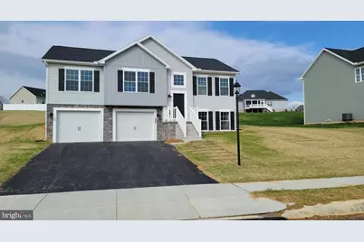 117 Piedmont Way #124, Hanover, PA 17331 - Photo 1